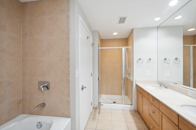 Building Photo - 130 N Garland Ct