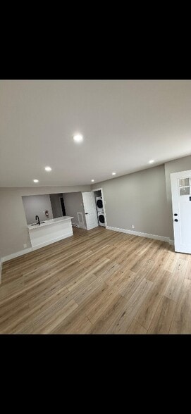 Building Photo - 319 Columbia Ave