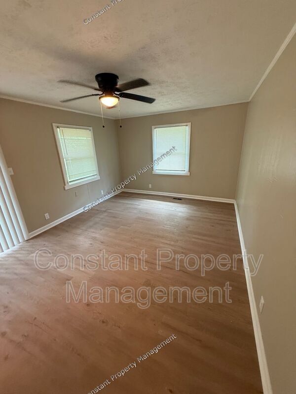 Building Photo - 4531 Druid Pl