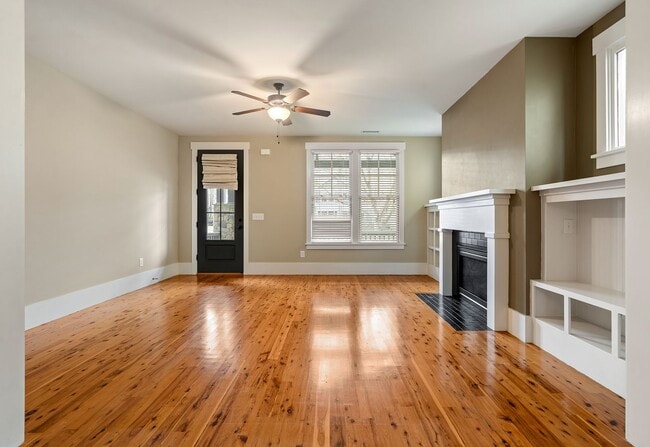 Building Photo - 3 Bedroom Briar Chapel Home - Available Now!