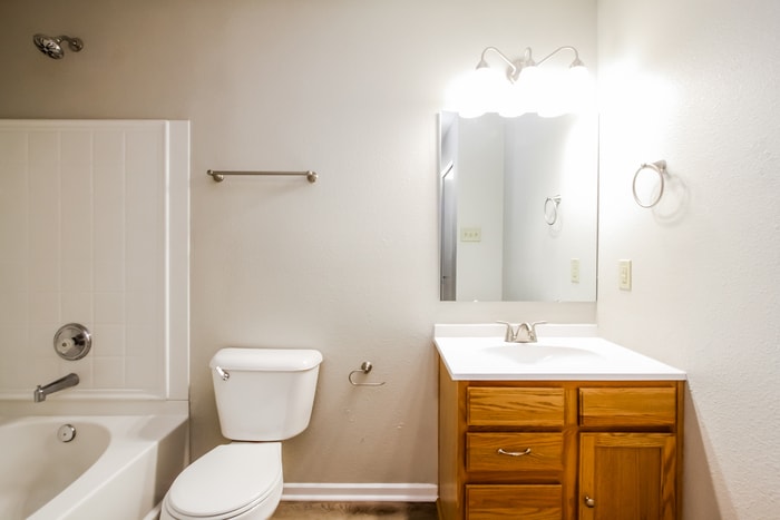 Building Photo - 824 Olmsted Dr