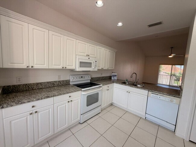 Building Photo - 3980 Mediterranea Cir