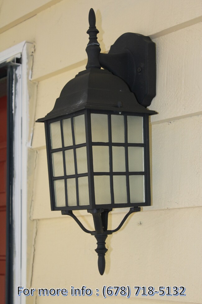 Building Photo - 1410 Ashbrook Dr NW