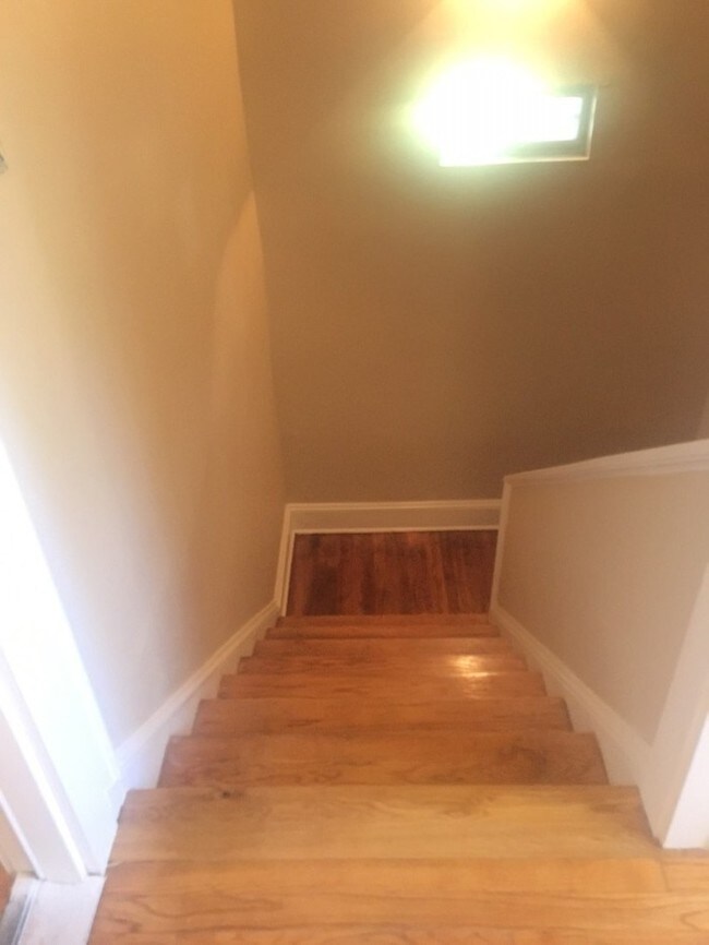 Duplex in Highland near Highland Park Shreveport, LA Apartment Finder