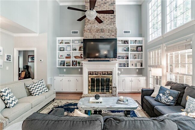 Building Photo - 2127 Ryegate Ct