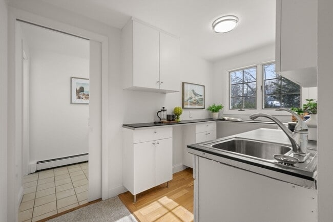 Building Photo - 48 Miller Rd