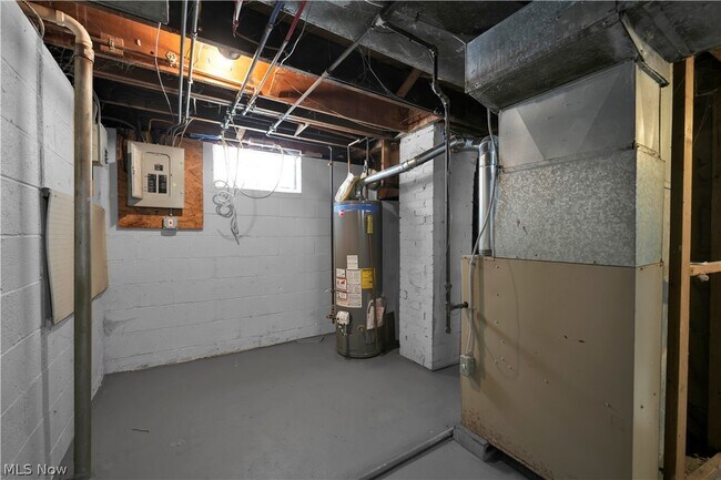 Building Photo - 3794 Salisbury Rd