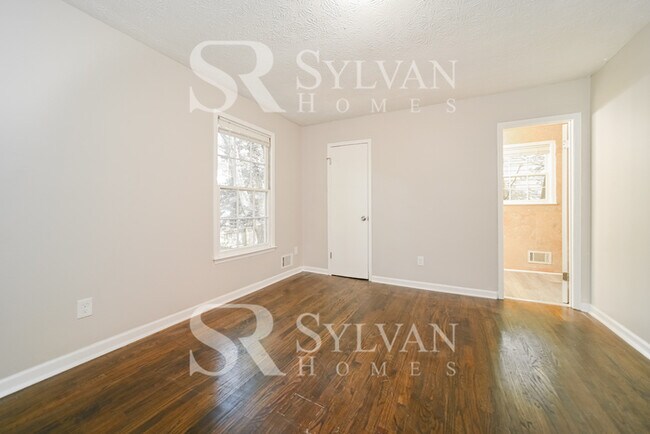 Building Photo - Coming HOME never felt so good!