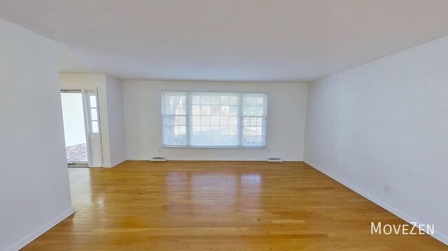 Building Photo - 1020 Wofford Ln