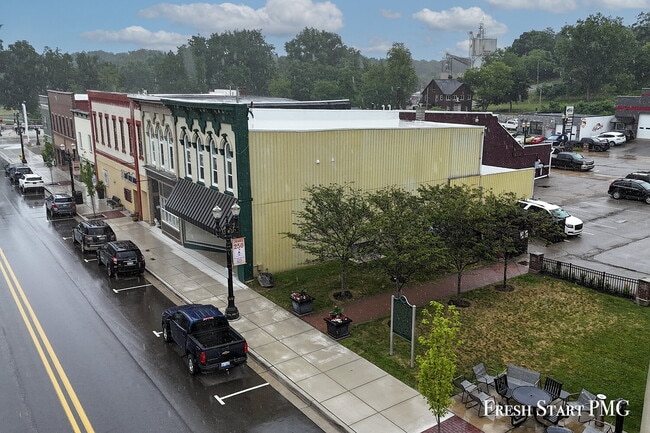 Building Photo - Newly Renovated 3-Bed, 2-Bath Loft in Downtown Portland