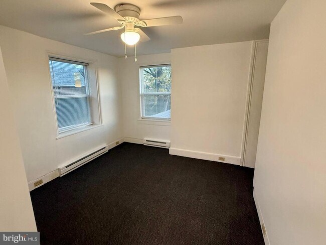 Building Photo - 137 E Baltimore St