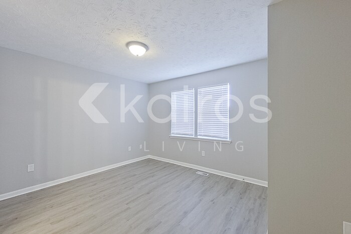 Building Photo - 160 Deer Pky