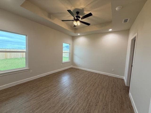 Building Photo - 7035 Glen Abbey Rd