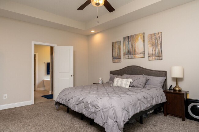 Building Photo - Beautiful 4-Bedroom Home with Bonus Room