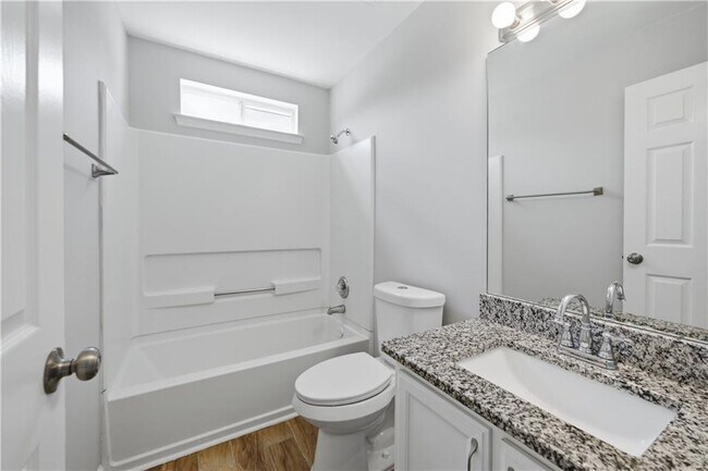 Building Photo - 1098 Village Creek
