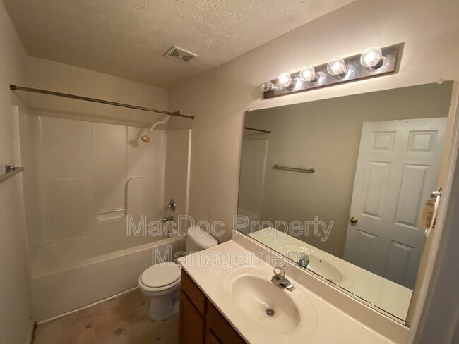 Building Photo - 9740 W Midland Way