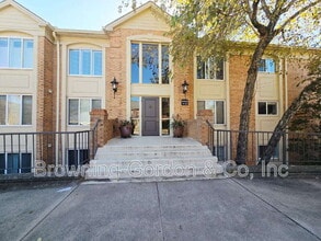 Building Photo - 4487 Post Pl