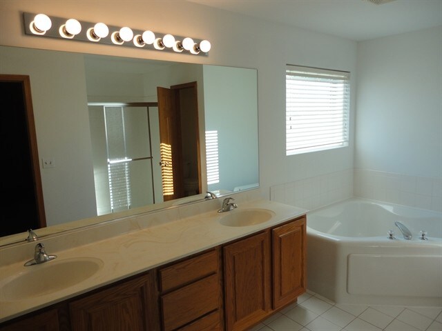 Building Photo - 5607 Sierra Highlands Dr