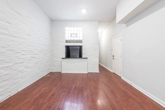 Building Photo - 951 N 6th St