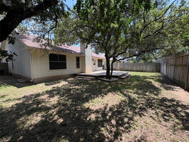 Building Photo - 2902 Sabinal Trail