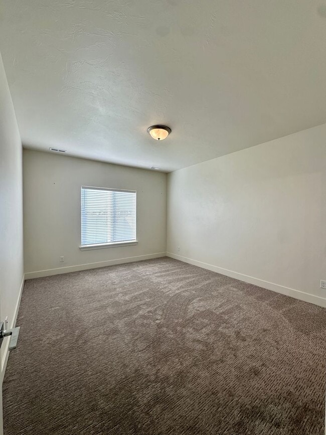 Building Photo - Beautiful Summerfield Home for RENT!!