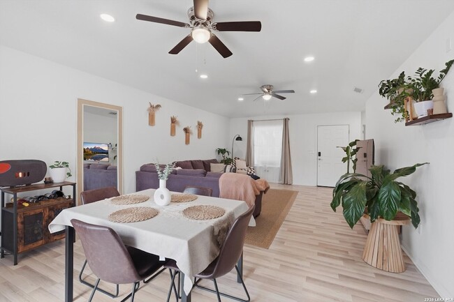 Building Photo - 2829 Wyoming St