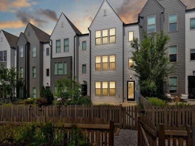 Building Photo - 339 E Village Ln