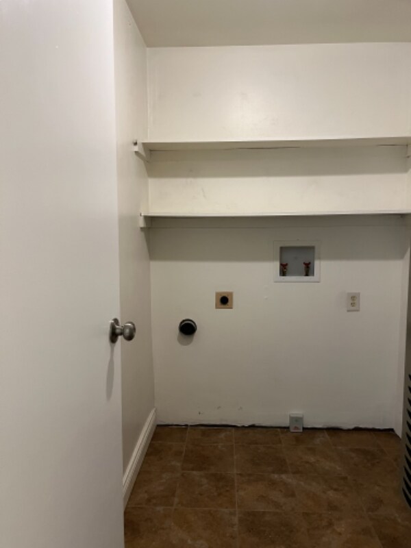 Building Photo - 4643 Croftshire Dr