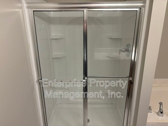 Building Photo - 11556 Milton Meadows Dr
