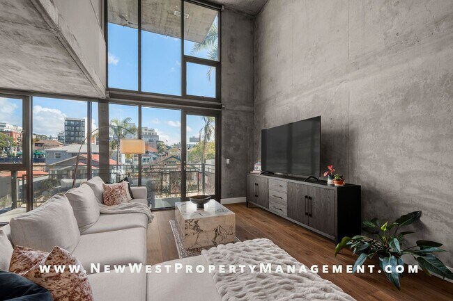 Building Photo - Spectacular Little Italy Loft at Doma, 2 Parking Spaces! Small Pet OK!