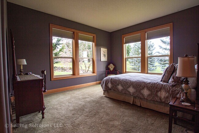 Building Photo - 5010 SE 362nd Ave