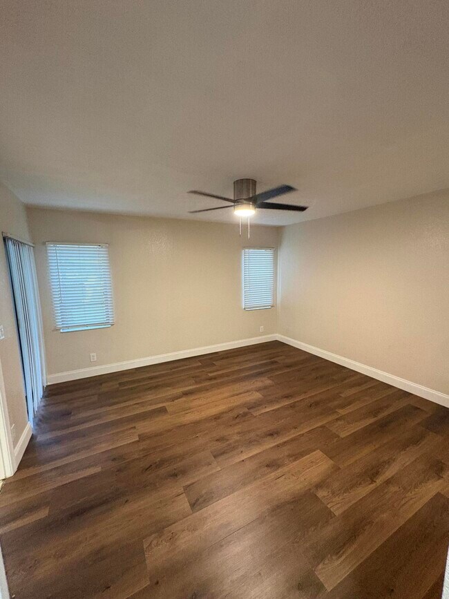 Building Photo - 2562 NW 89th Dr