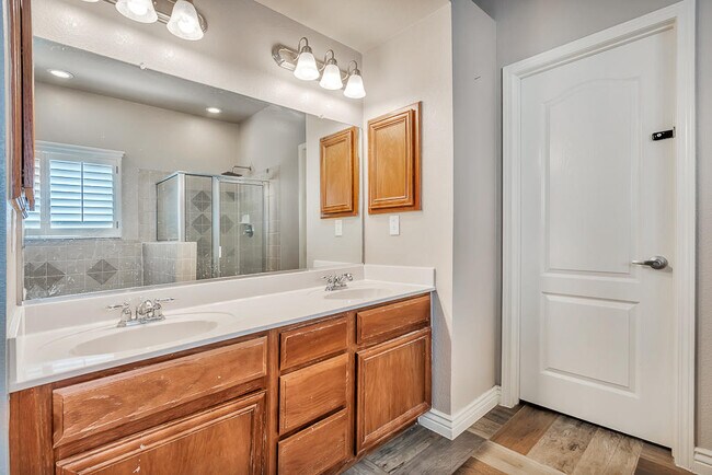 Building Photo - 12709 Tierra Lily Ct