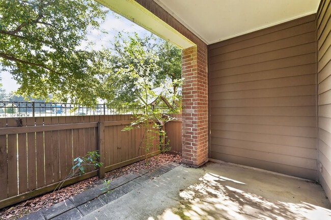 Building Photo - 5750 N Major Dr