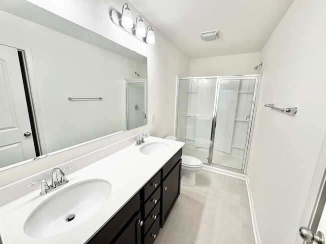 Building Photo - Two bedroom 2 1/2 bath Minutes from downtown Mooresville - SPRING Move In Special