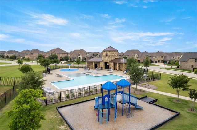 Building Photo - 3323 Royal Ridge Dr
