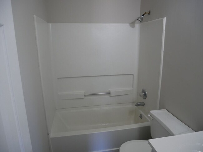 Building Photo - 6530 Jamestown Dr