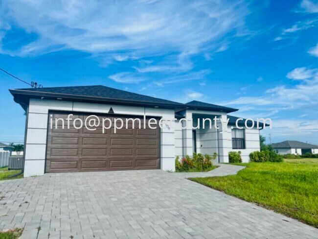 Primary Photo - Welcome to this fabulous 2022 build its a ...