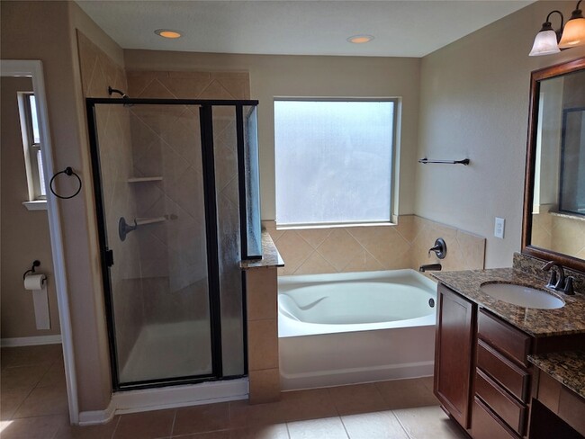 Building Photo - 19510 Dunlay Springs Dr