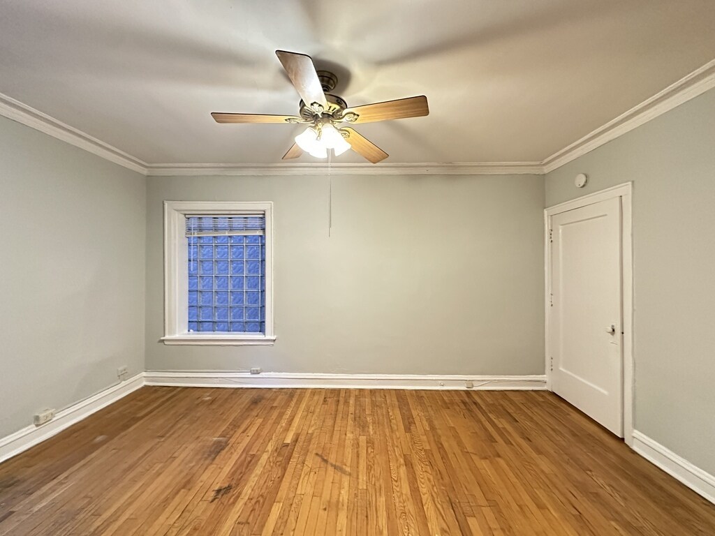 Building Photo - 1169 N Dearborn St