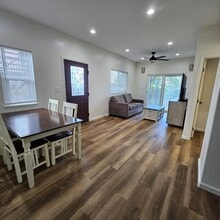 Building Photo - Upgraded 1 bedroom in Makawao.