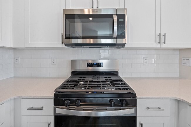 Building Photo - ***Brand New 3/2.5 Townhome in Wake Forest***