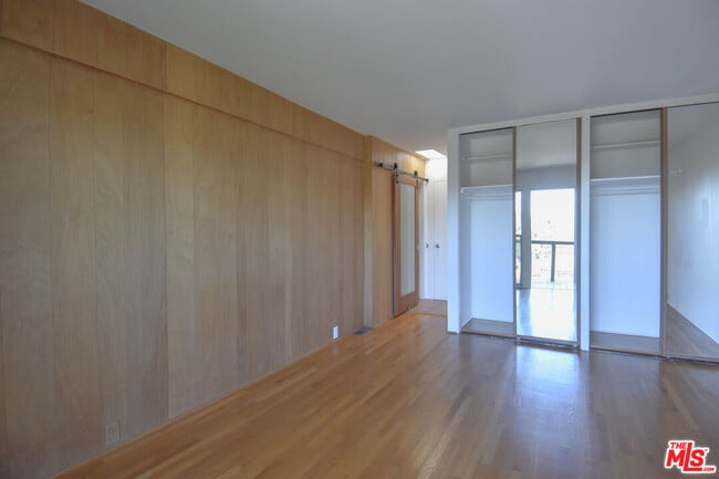 Building Photo - 8895 Appian Way