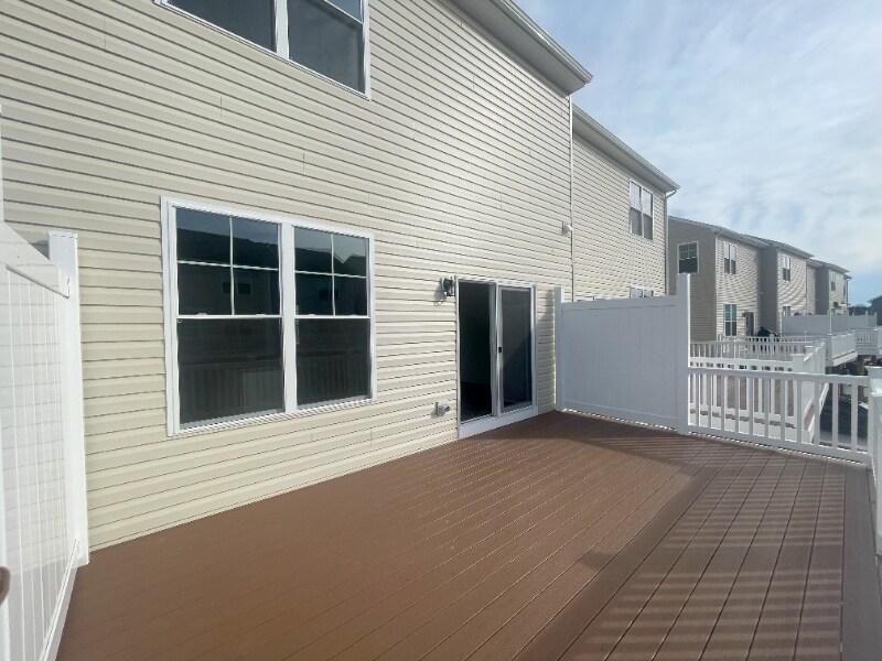 Building Photo - 247 Jessica Lyn Ave