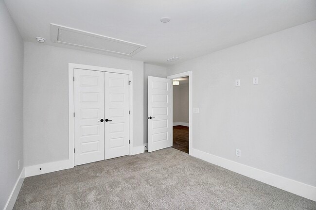 Building Photo - 2957 Ross Ave