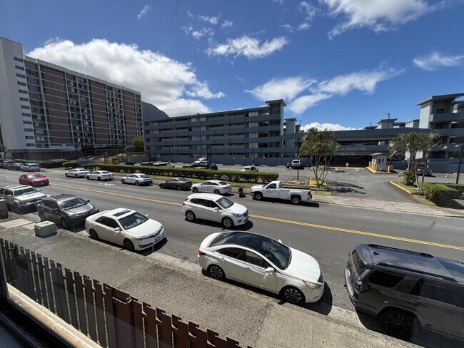 Building Photo - 46-232 Kahuhipa St #B204
