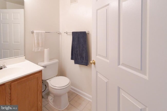 Building Photo - 7505 Calderon Ct