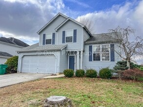 Building Photo - 709 Academy Dr