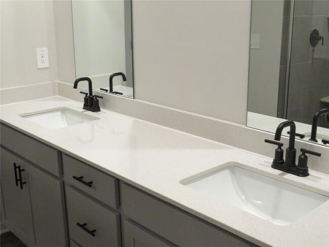 Building Photo - 2304 Grape Vine Wy