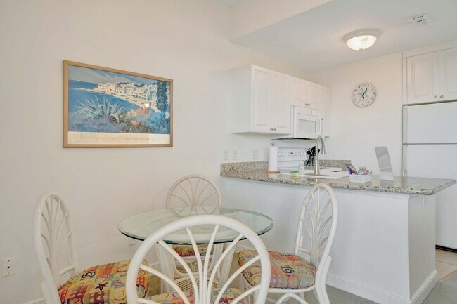 Building Photo - 8800 Bay Pines Blvd